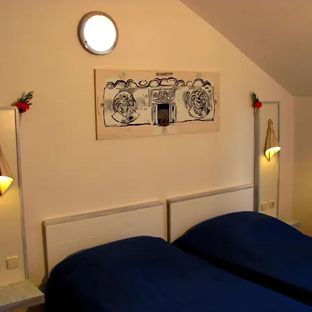 Sea View In Near The 아파트